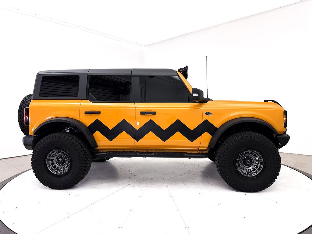 2022 Ford Bronco Black Diamond