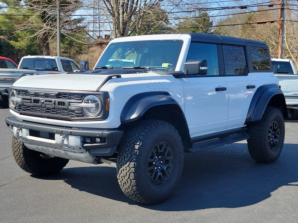 Vehicle Image 3 of 29 for 2023 Ford Bronco