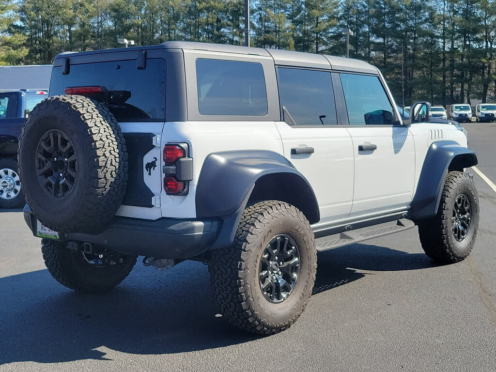 Vehicle Image 4 of 29 for 2023 Ford Bronco