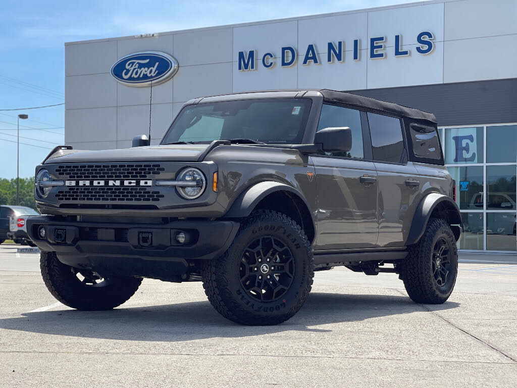 2026 Ford Bronco Badlands
