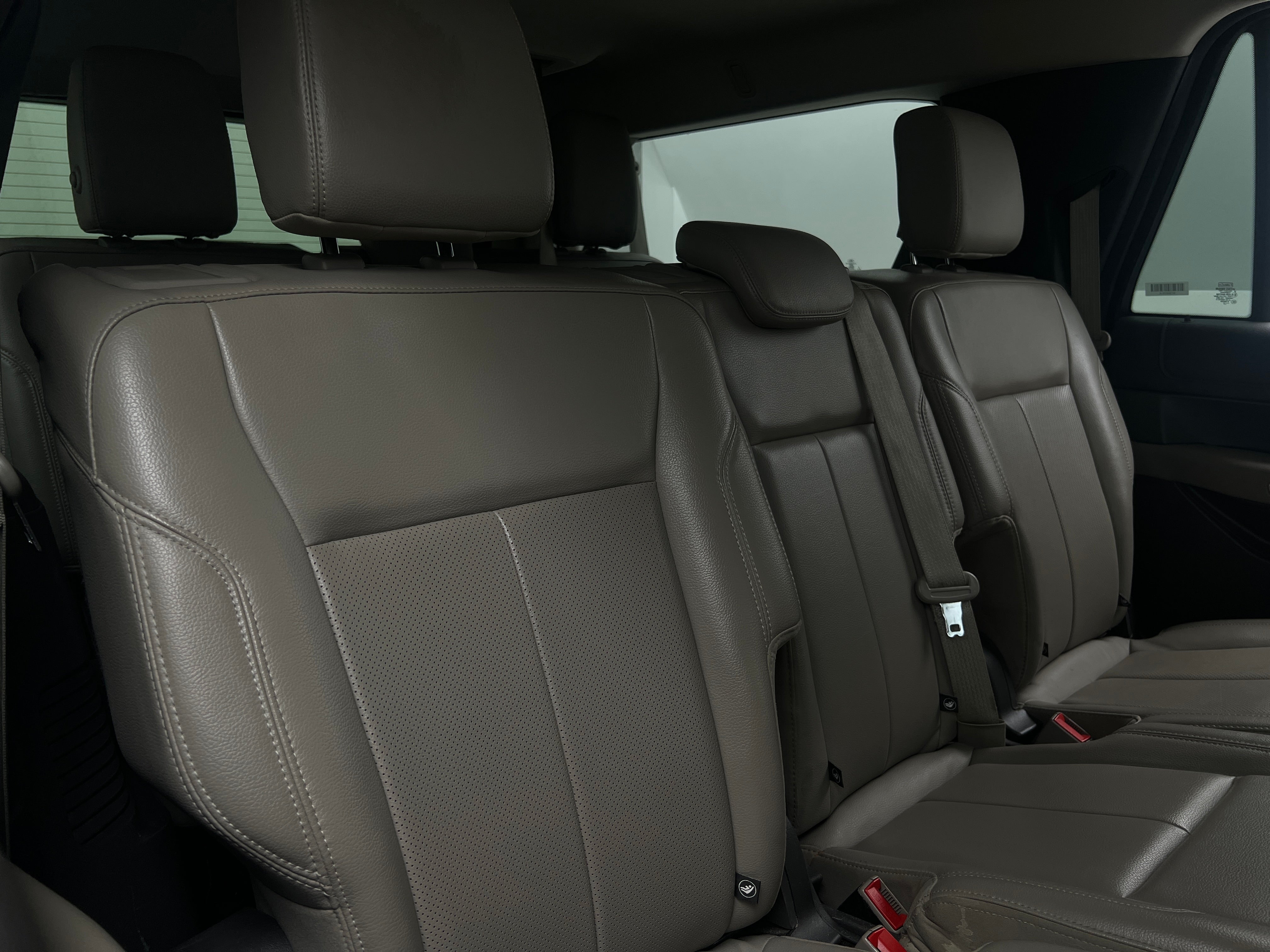 Vehicle Image 5 of 23 for 2021 Ford Expedition