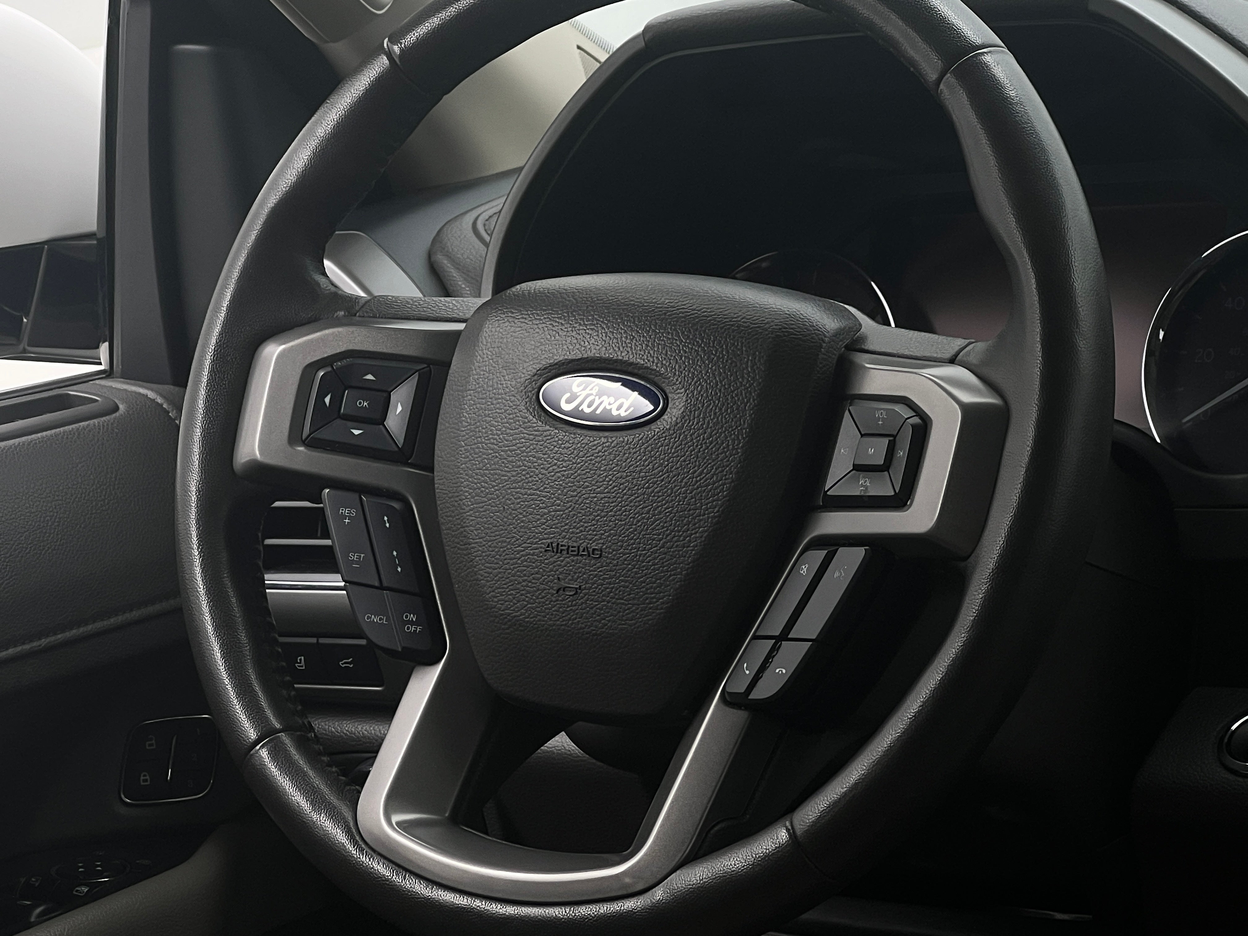 Vehicle Image 9 of 23 for 2021 Ford Expedition