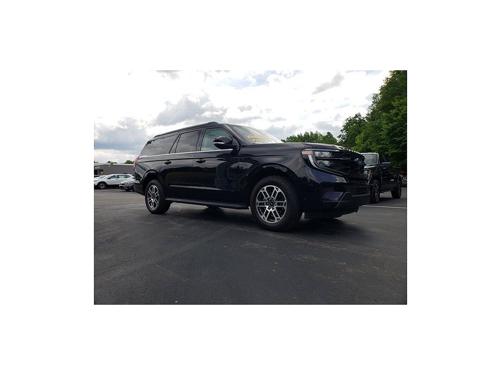 2025 Ford Expedition MAX MAX Active