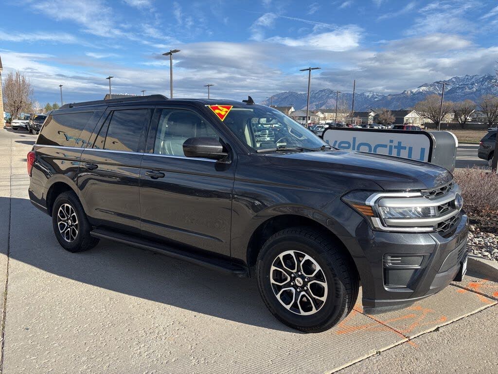 2024 Ford Expedition MAX MAX XLT