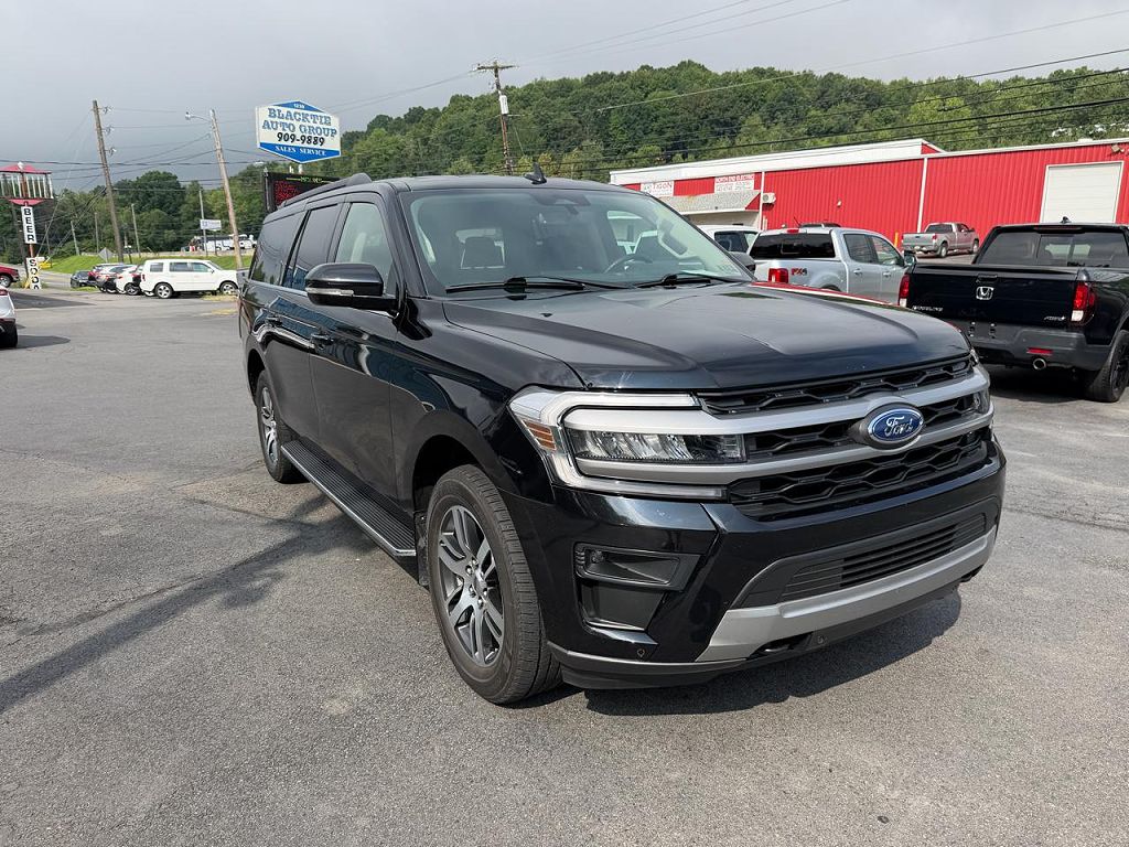 2022 Ford Expedition MAX MAX XLT
