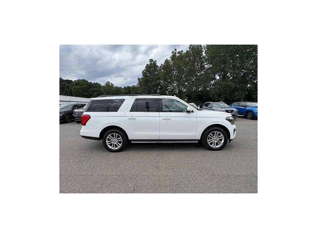 2022 Ford Expedition MAX MAX XLT