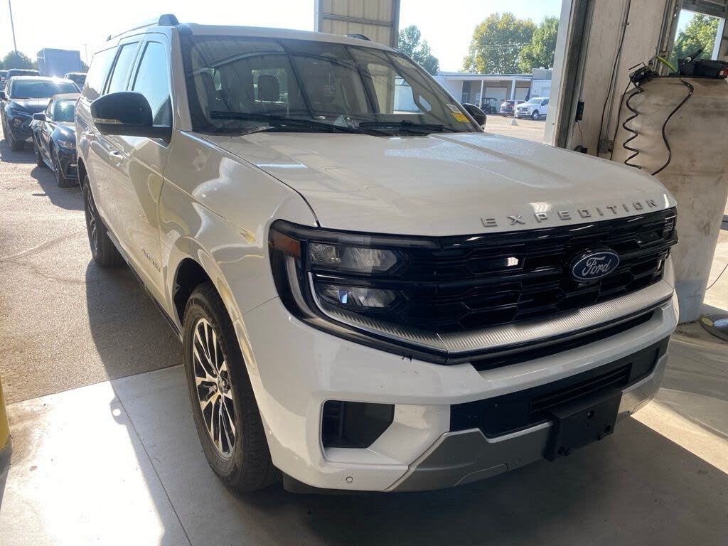 2025 Ford Expedition MAX MAX Platinum