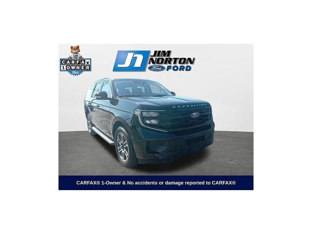 2025 Ford Expedition Active