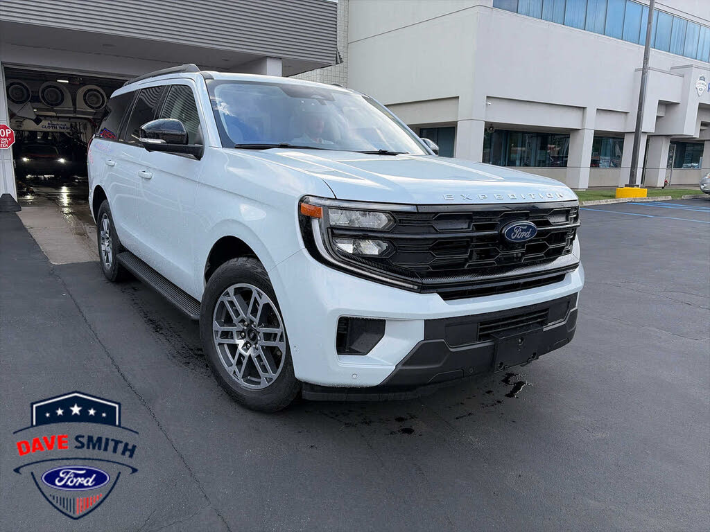 2025 Ford Expedition Active