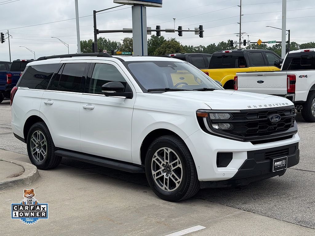 2025 Ford Expedition Active