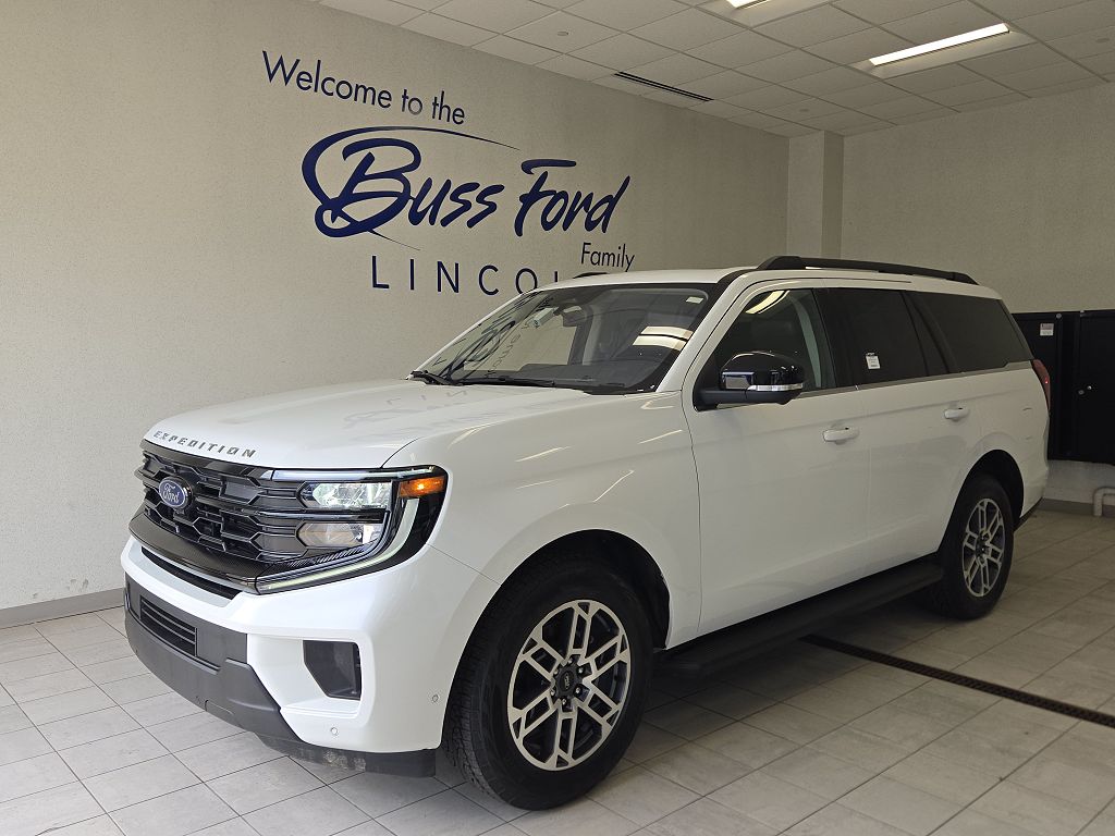 2025 Ford Expedition Active