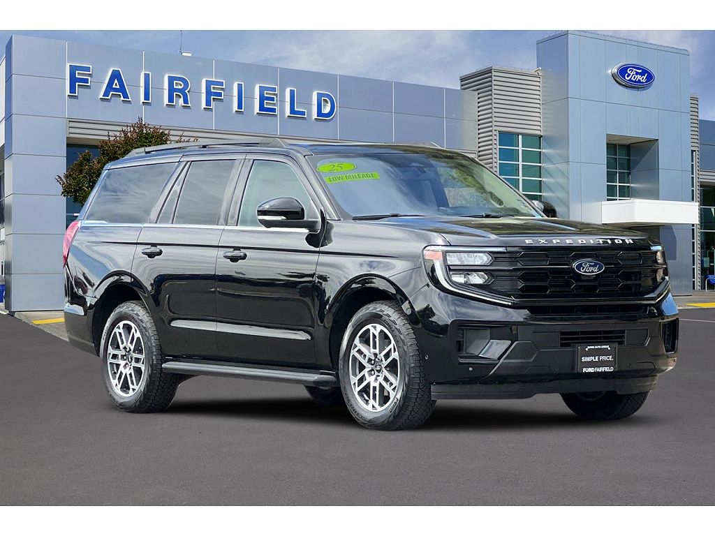 2025 Ford Expedition Active