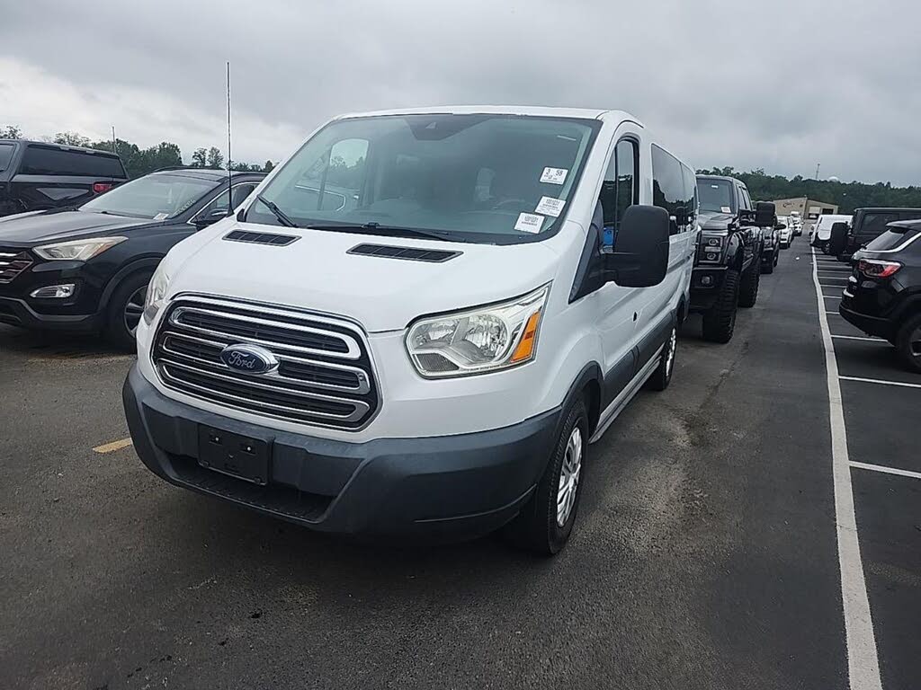 2015 Ford Transit 150 XL Low Roof