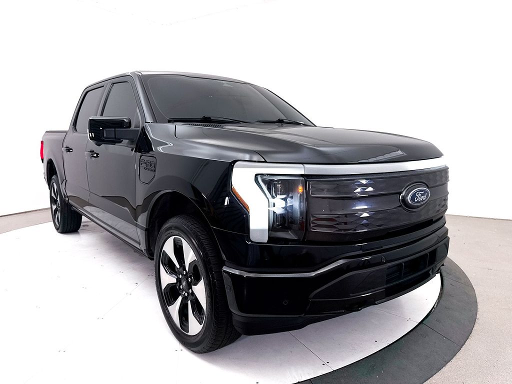 2023 Ford F-150 Lightning Platinum