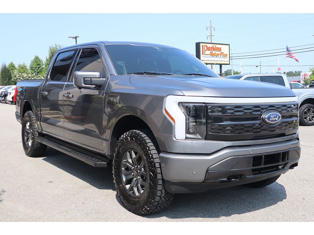 2023 Ford F-150 Lightning 4X4