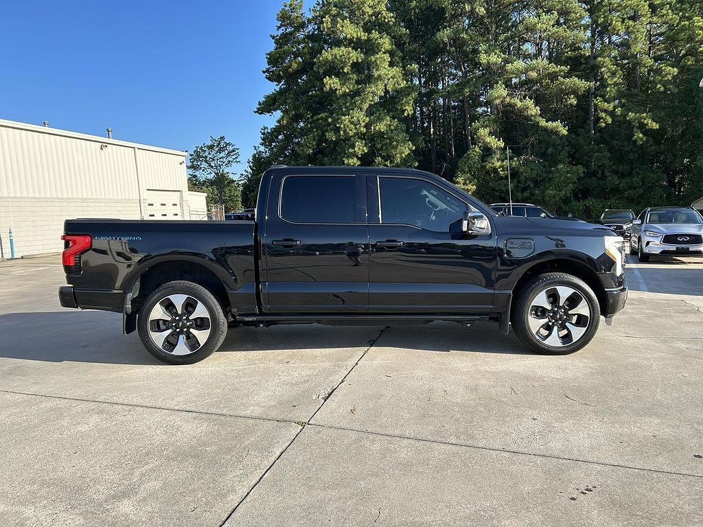 2023 Ford F-150 Lightning Platinum