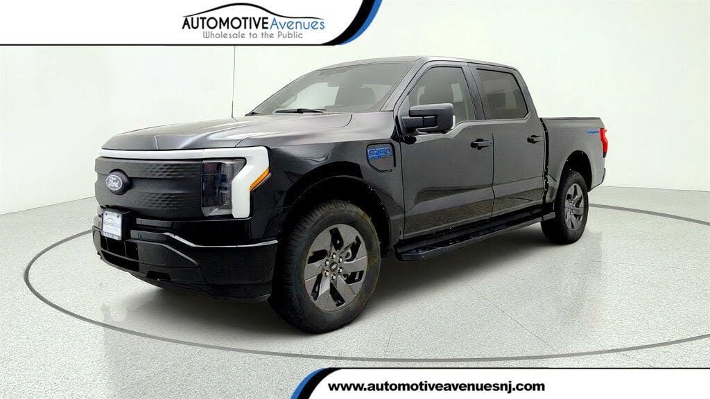 2025 Ford F-150 Lightning Flash