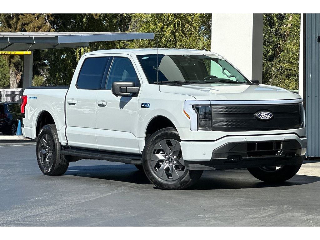 2024 Ford F-150 Lightning Flash