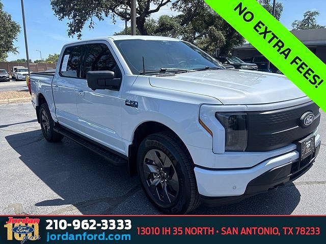 2025 Ford F-150 Lightning Flash