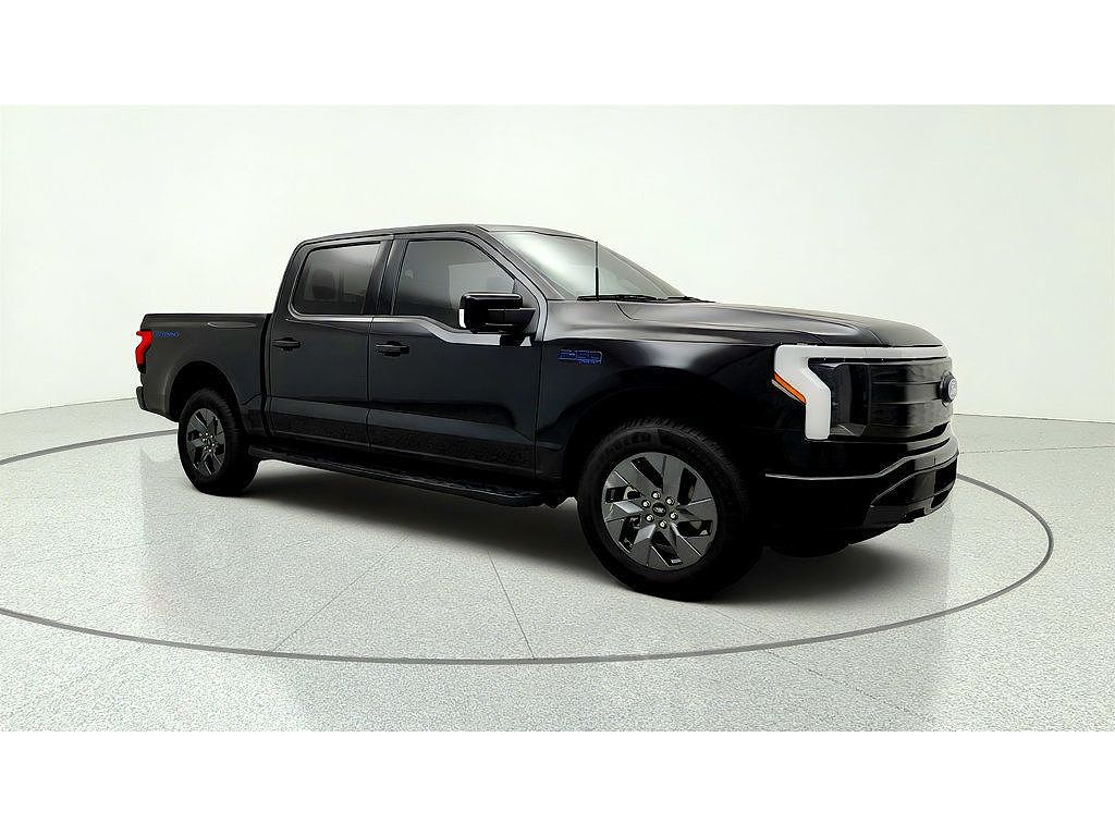 2025 Ford F-150 Lightning Lariat