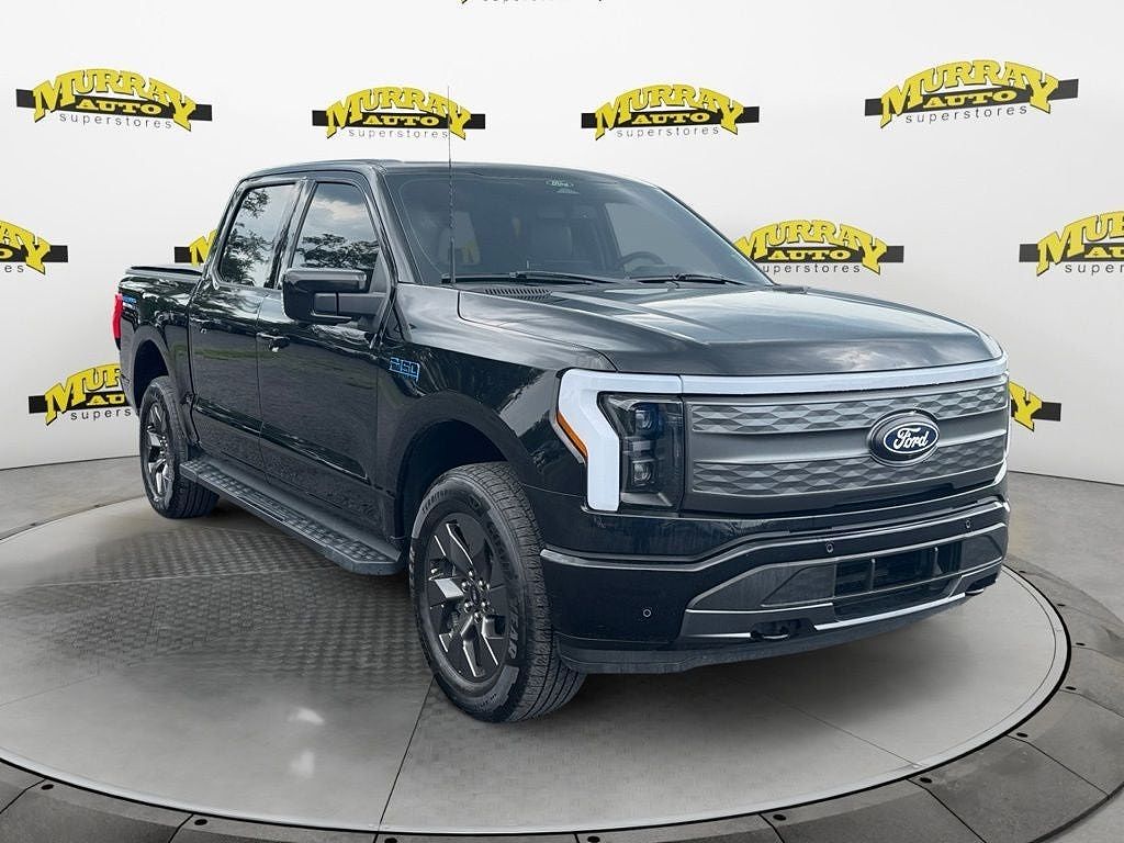 2024 Ford F-150 Lightning Lariat