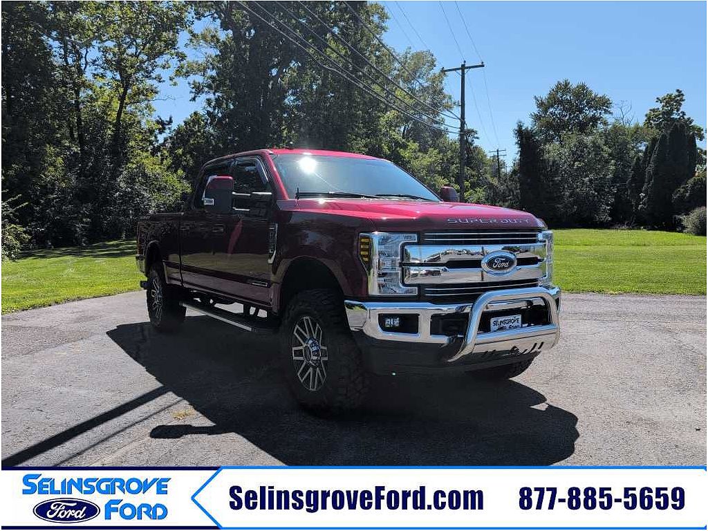 2019 Ford Super Duty F-250 SRW LARIAT 4WD Crew Cab 6.75 Box