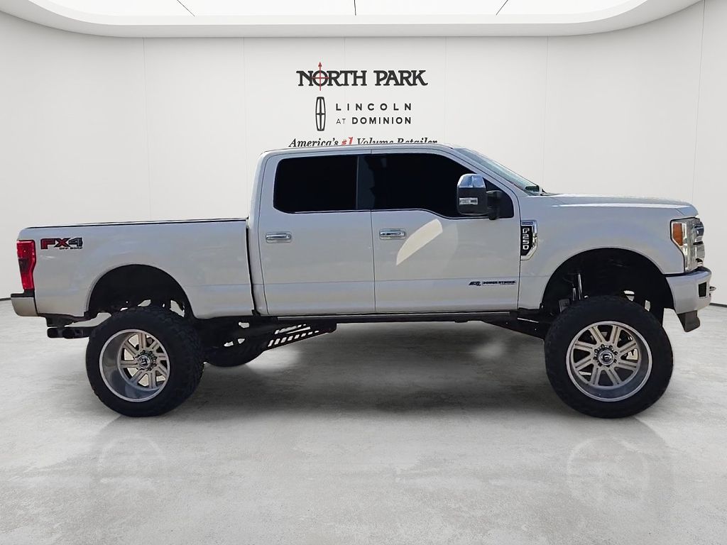 2017 Ford F-250 Super Duty Platinum