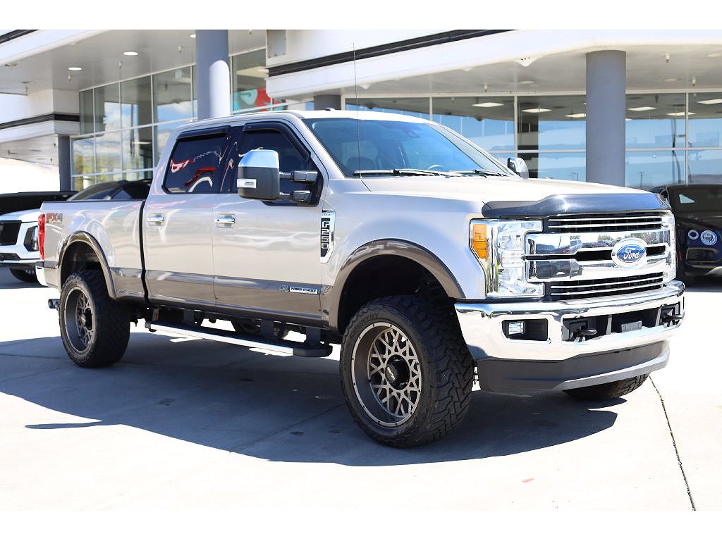 2017 Ford Super Duty F-250 SRW Lariat