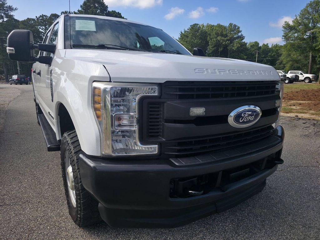 2019 Ford F-250 Super Duty XL 4x4 4dr Crew Cab 6.8 ft. SB Pickup