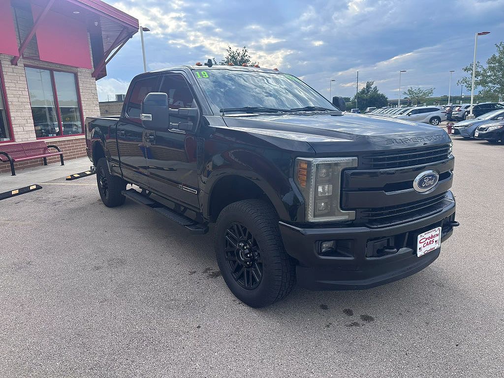 2019 Ford F-250 Super Duty Lariat