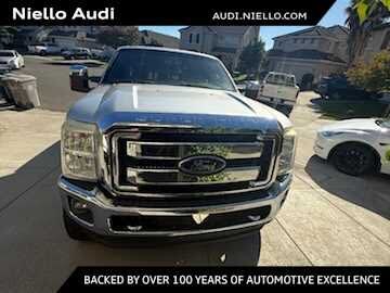2016 Ford Super Duty F-250 Pickup Lariat 4WD Crew Cab 156