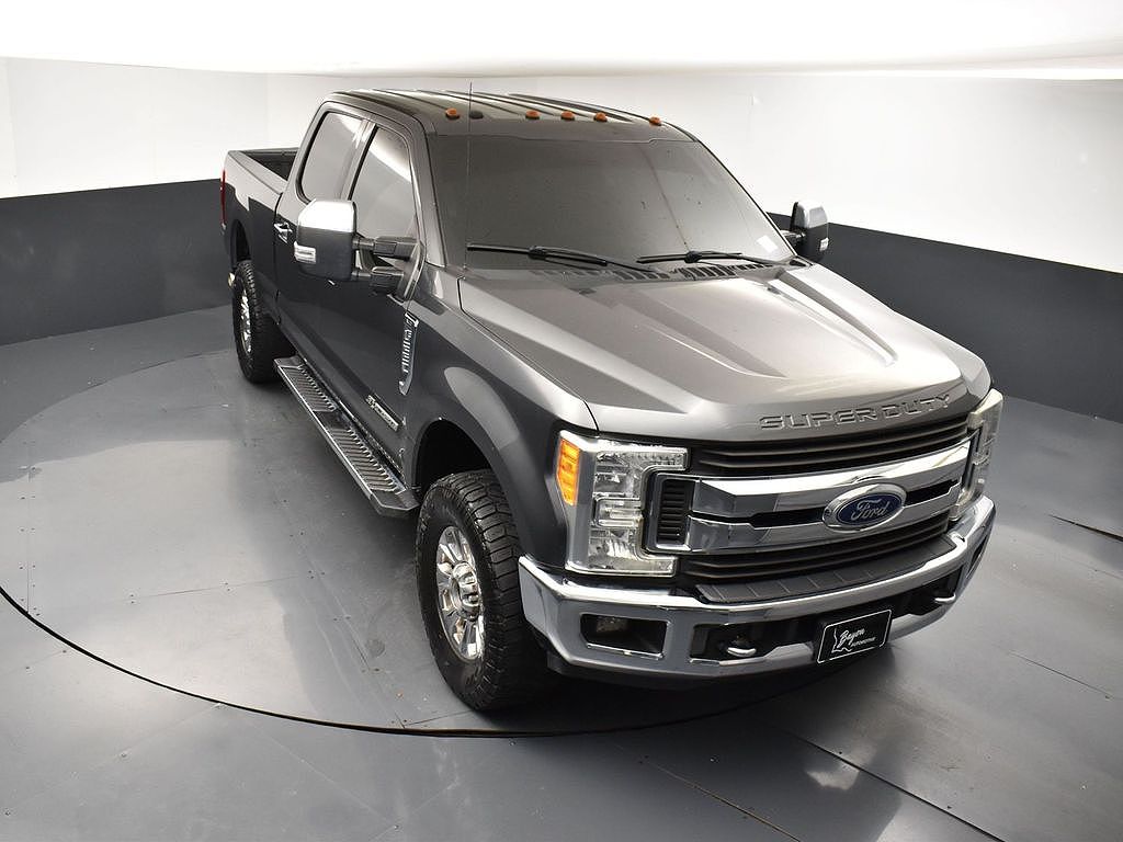 2017 Ford F-250 Super Duty XLT