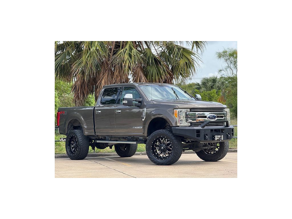 2017 Ford F-250 Super Duty Lariat