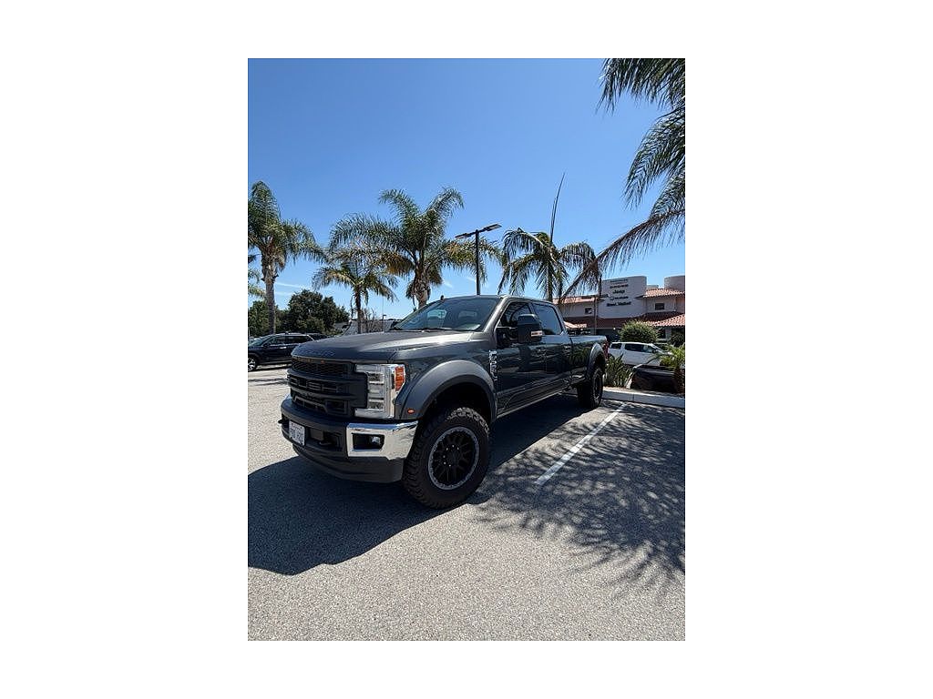 2019 Ford F-350 Super Duty Lariat