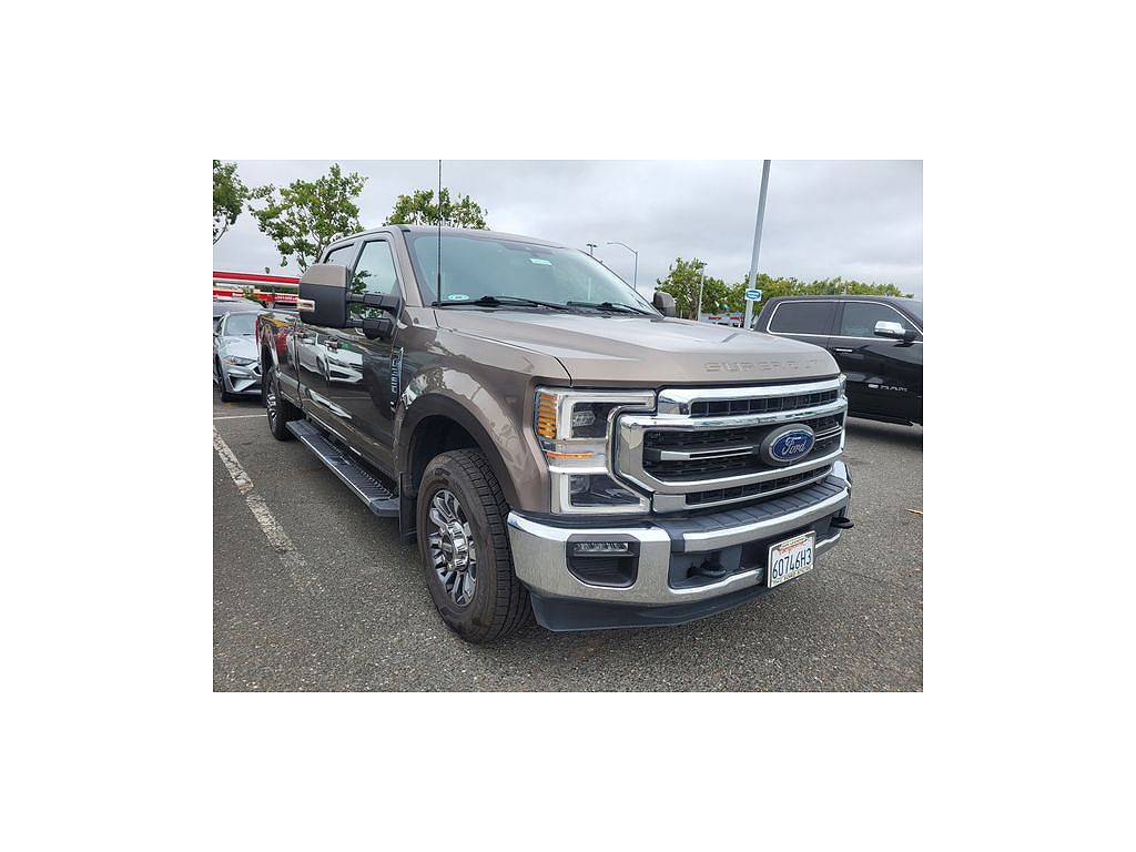 2022 Ford F-350 Super Duty LARIAT