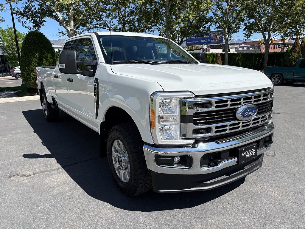 2023 Ford F-350 Platinum