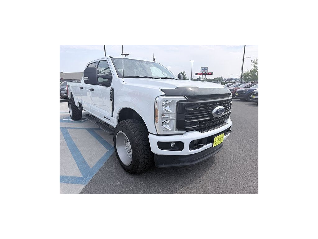 2024 Ford Super Duty F-350 SRW XLT