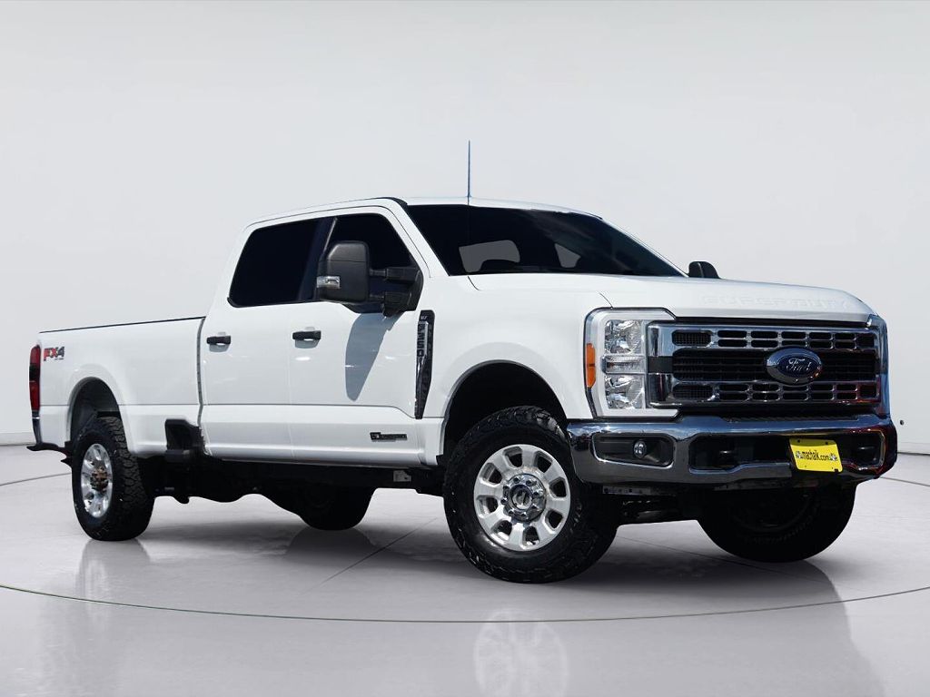2023 Ford F-350 Platinum