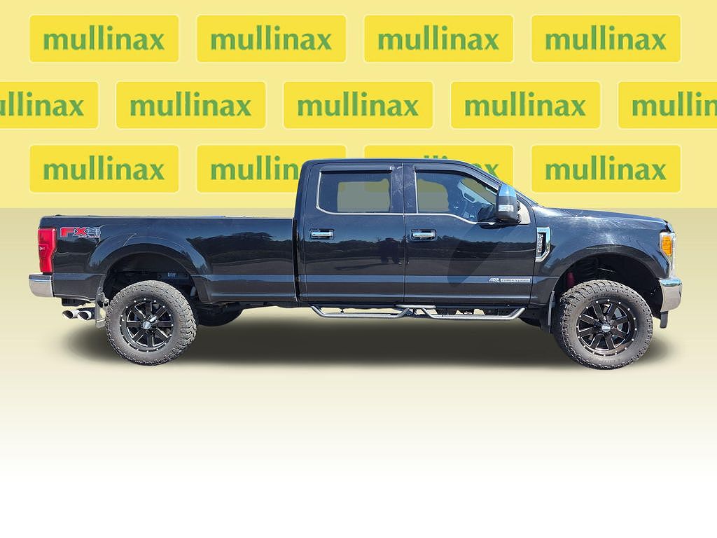2017 Ford F-350 Super Duty XLT