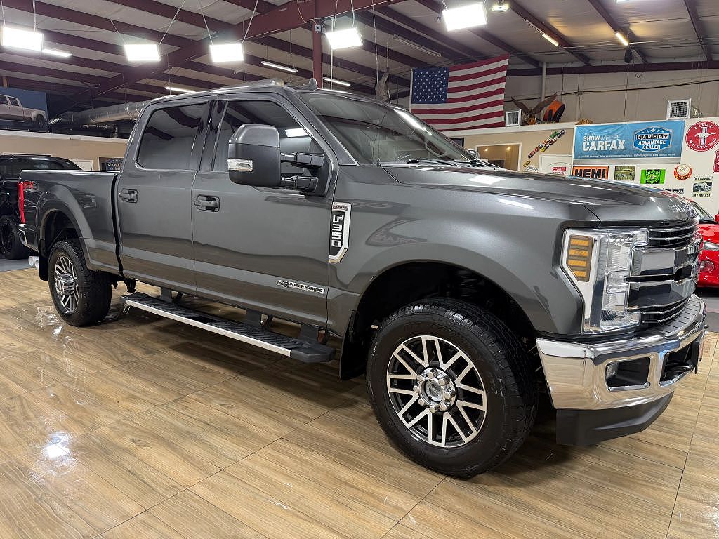 2019 Ford F-350 Super Duty Lariat