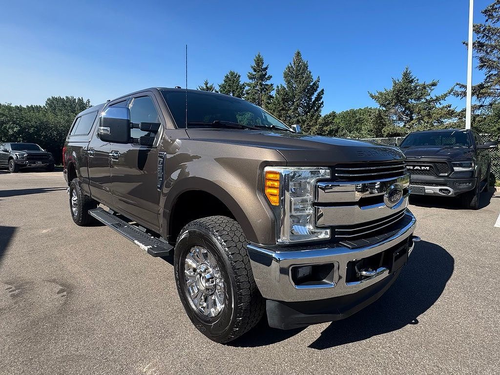 2017 Ford F-350 Super Duty Lariat