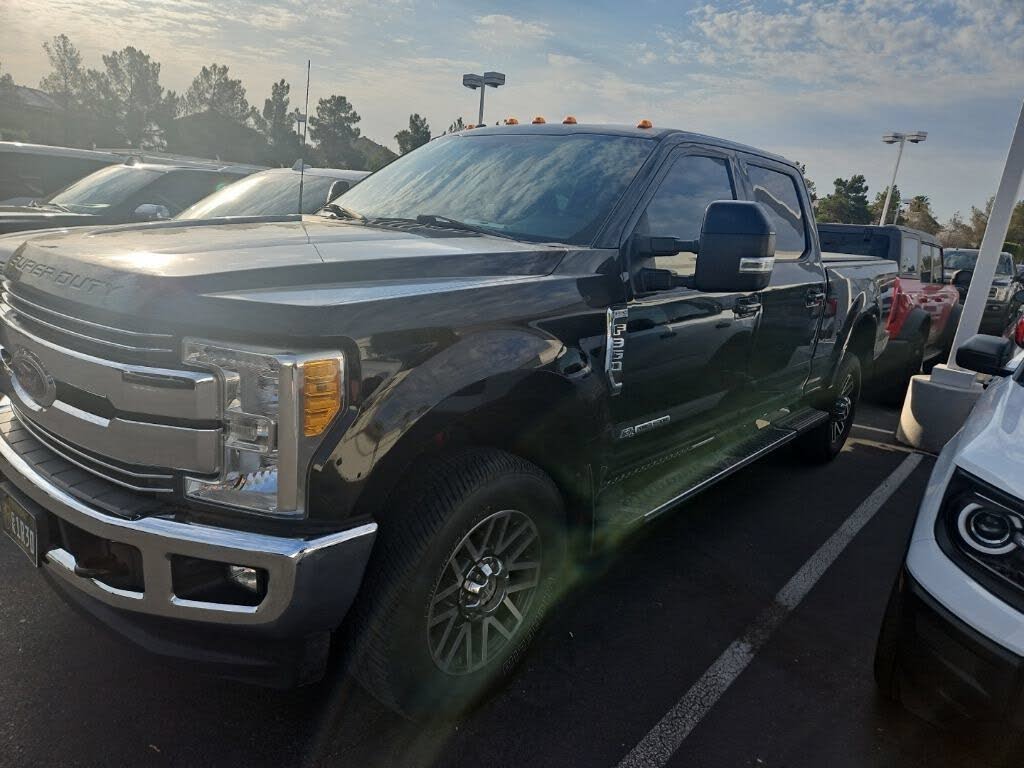 2017 Ford F-350 Super Duty Lariat