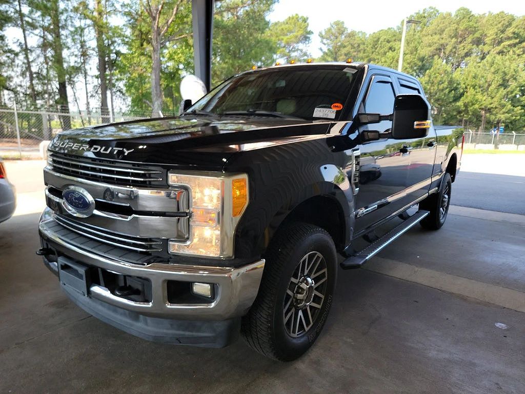 2017 Ford F-350 Super Duty Lariat