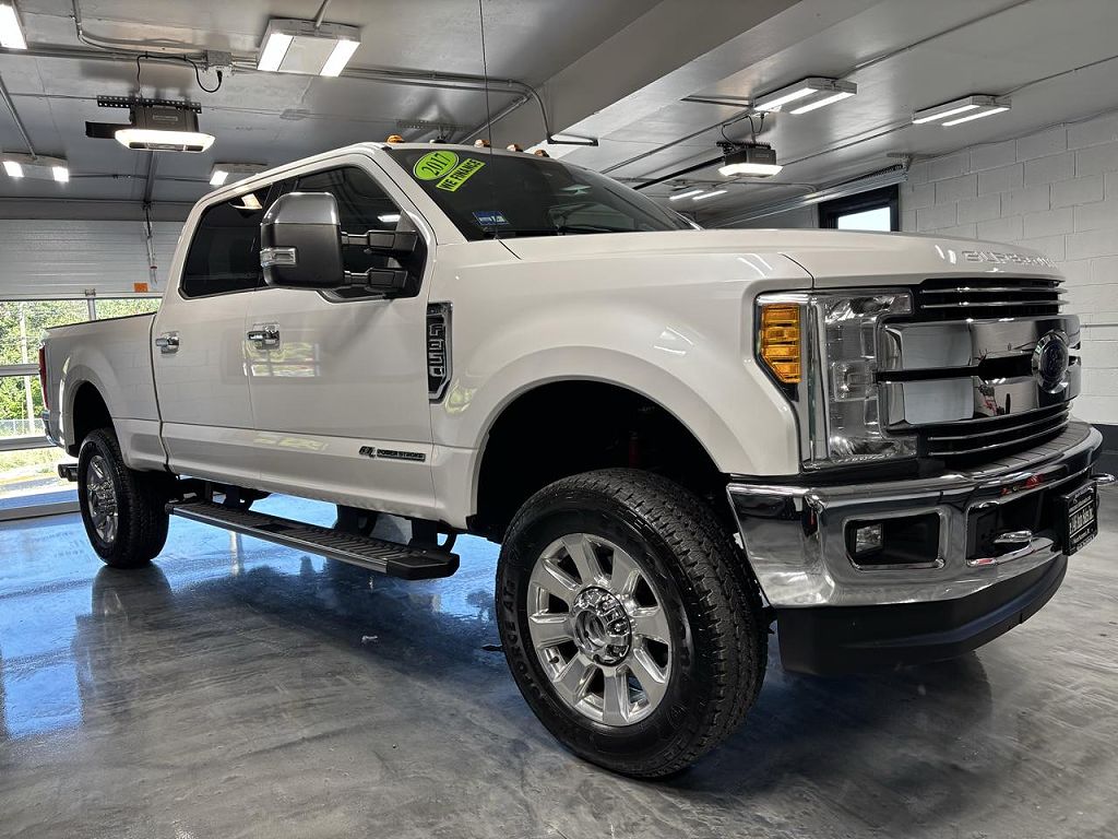 2017 Ford F-350 Super Duty Lariat