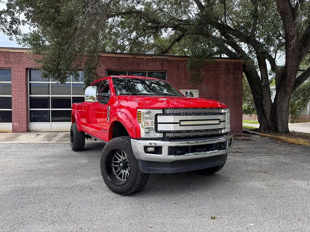 2018 Ford F-350 Super Duty Lariat