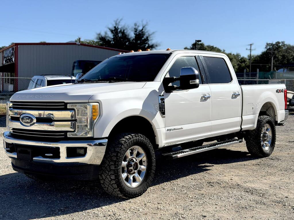 2017 Ford F-350 Super Duty Lariat