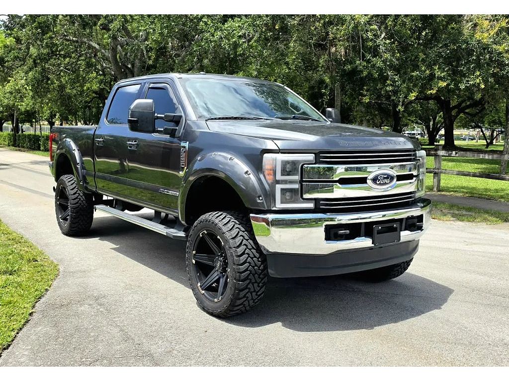 2017 Ford F-350 Super Duty Lariat