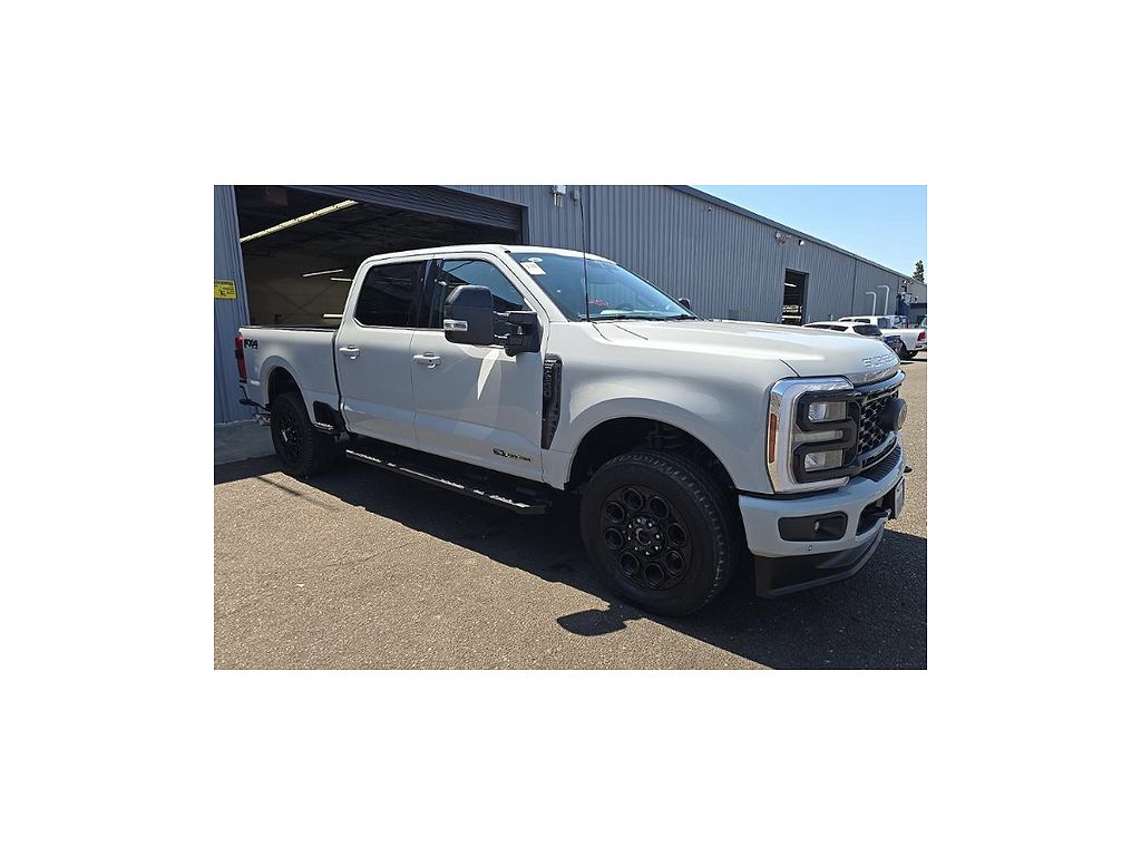 2025 Ford F-350 Super Duty Lariat