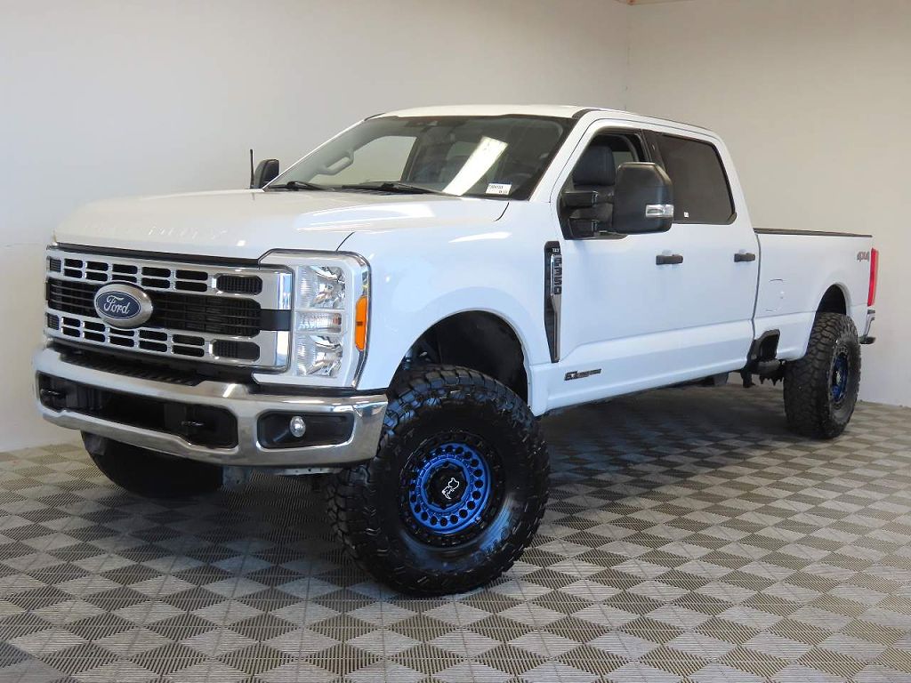 2023 Ford F-350 Platinum