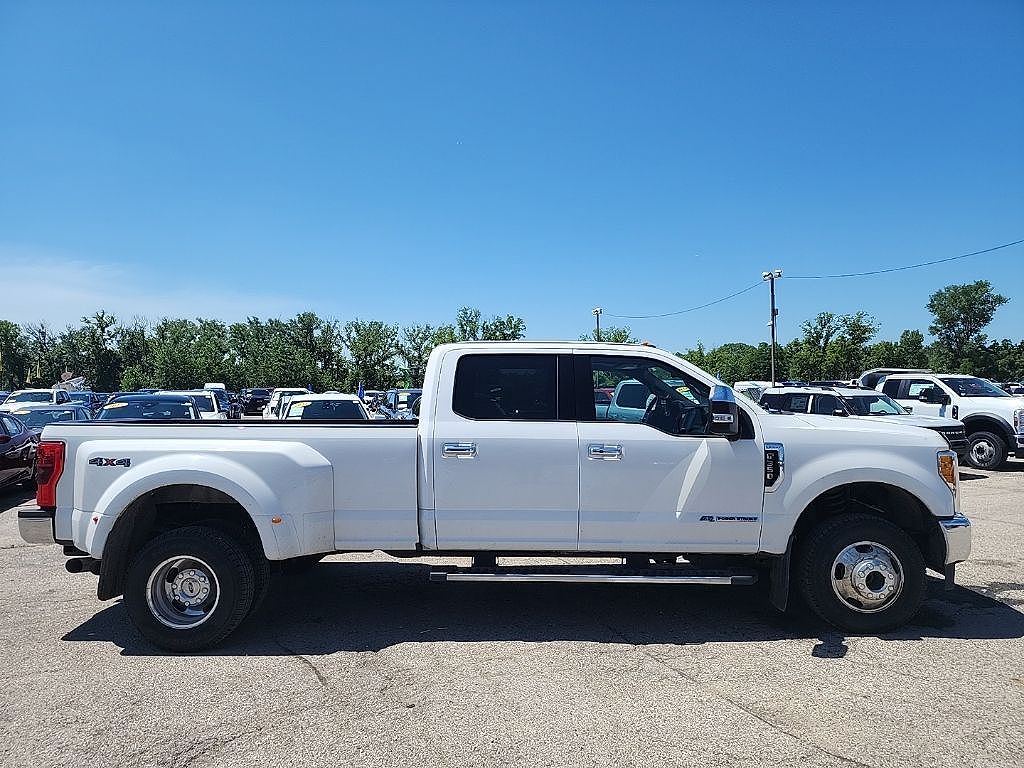 2017 Ford F-350 Lariat DRW